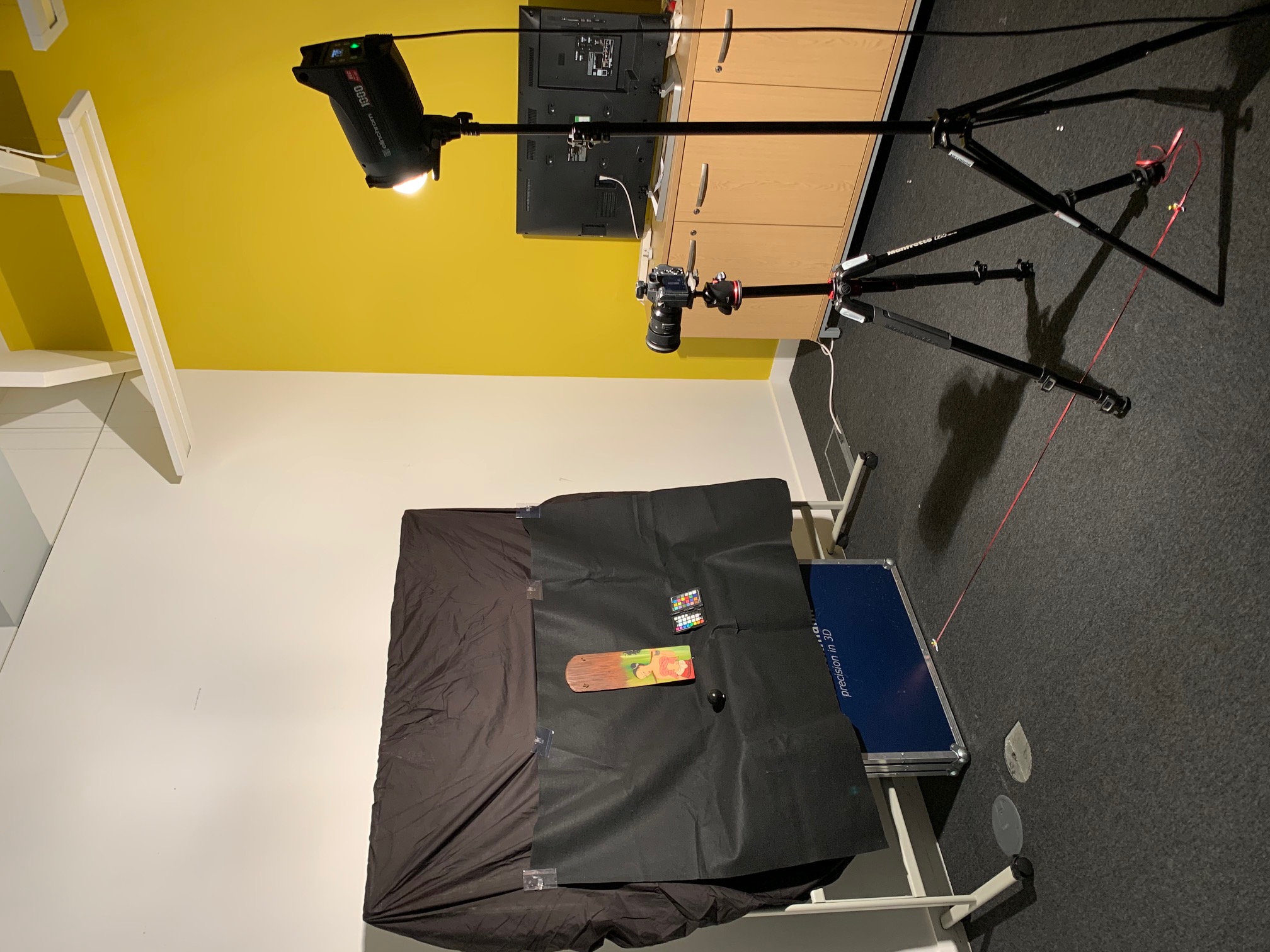 Highlight RTI setup © by the 3D Service Suite, University of Brighton under CC BY 4.0